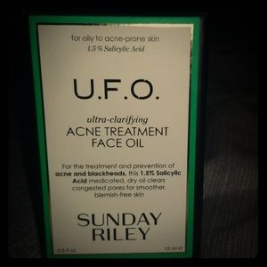 Sunday Riley U.F.O. oil
